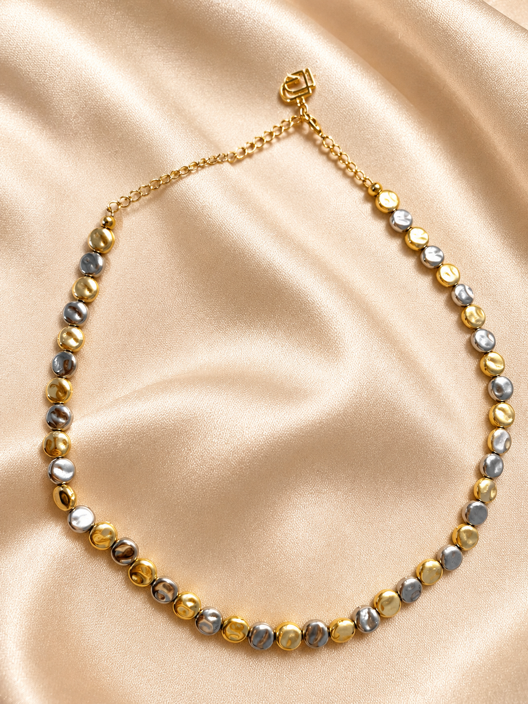 Colar Dourado e Prata Lumina